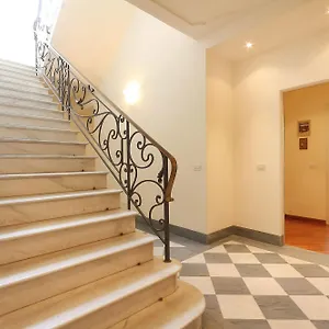  Apartment Relais Martinez Italy
